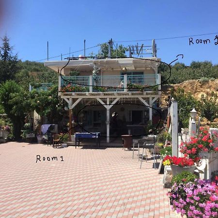 Paradise House Majdal Shams Exterior foto